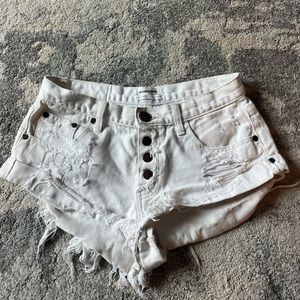 One x One teaspoon bandit Jean shorts